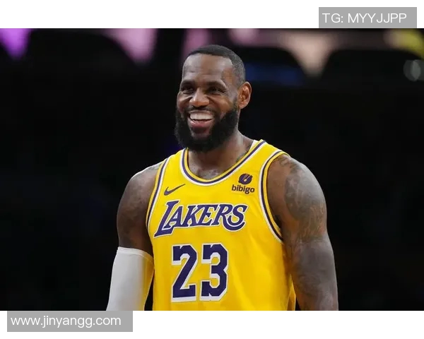 詹姆斯历史性成就达成成为首位4万分1万板1万助的篮球传奇 詹姆斯历史性成就达成成为首位4万分1万板1万助的篮球传奇