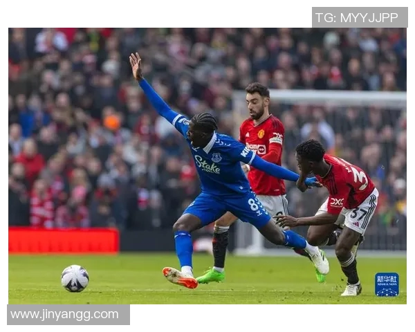 埃弗顿与曼联精彩对决全场录像回放尽在此处分享 埃弗顿与曼联精彩对决全场录像回放尽在此处分享