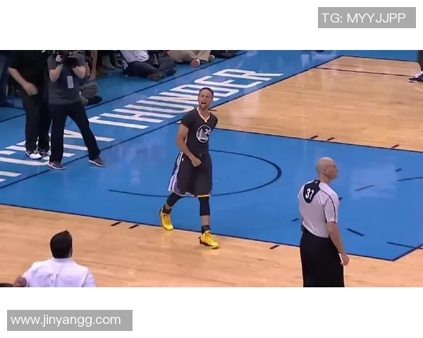 勇士主场完胜森林狼，库里神奇三分绝杀