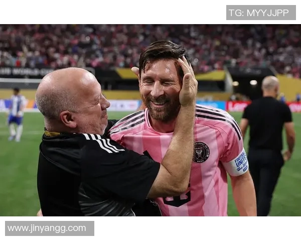 梅西神迹再现！巴黎圣日耳曼压哨绝杀拜仁慕尼黑，勇闯欧冠八强