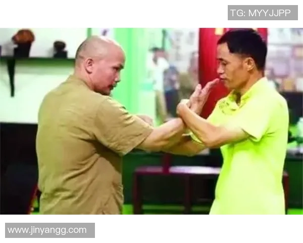 球迷大呼过瘾：昔日巨星重出江湖，掀起回忆杀潮流