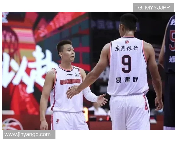 沙特鲁与尼奥特激战正酣谁能在这场较量中笑到最后